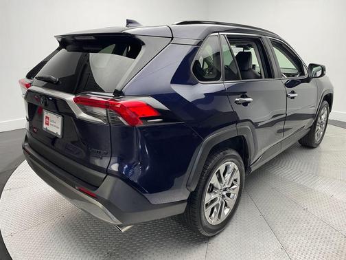 2022 Toyota RAV4 Limited