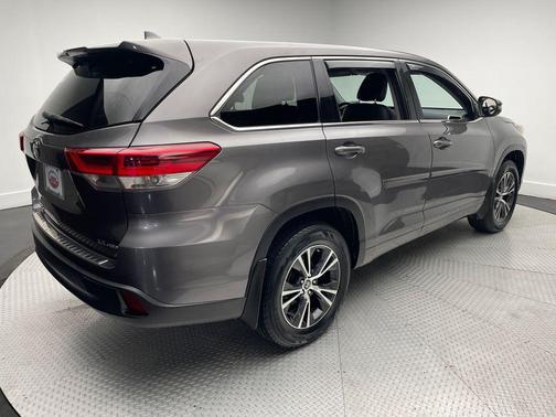 2018 Toyota Highlander LE Plus