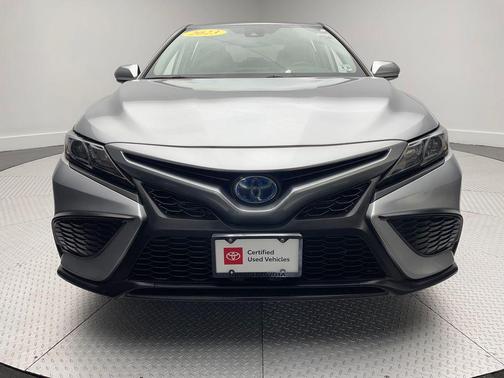 2023 Toyota Camry Hybrid SE