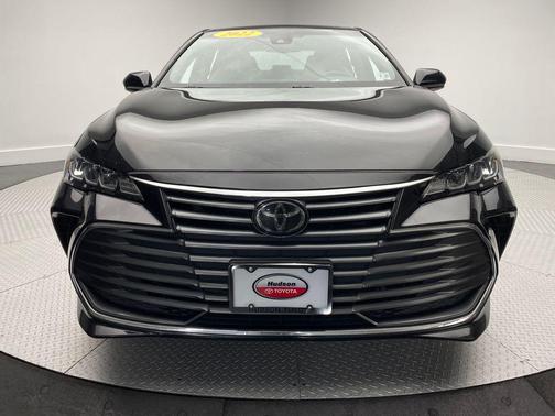 2022 Toyota Avalon XLE