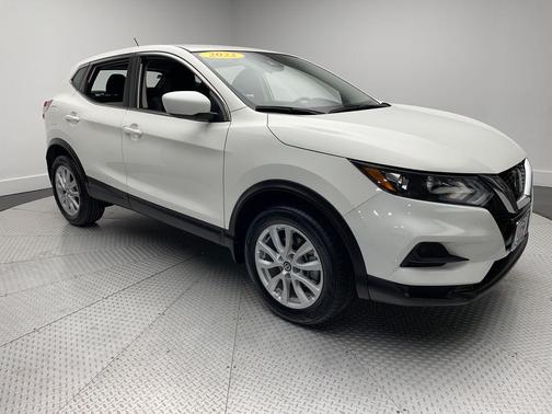 2022 Nissan Rogue Sport S