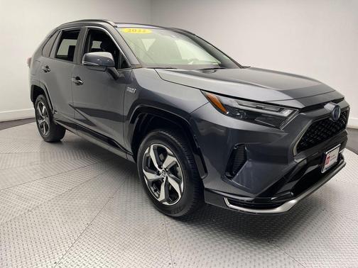 2022 Toyota RAV4 Prime SE