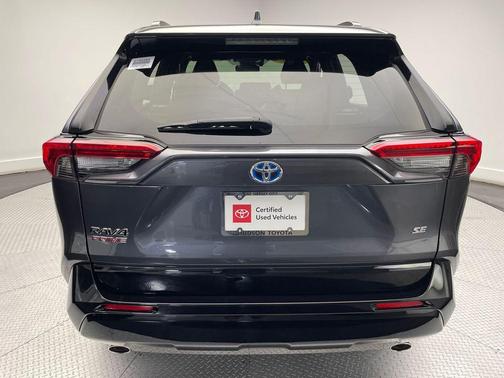 2022 Toyota RAV4 Prime SE