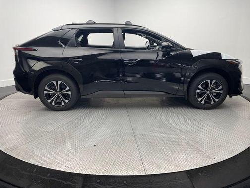 2025 Toyota bZ4X XLE