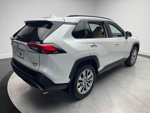 2023 Toyota RAV4 Limited