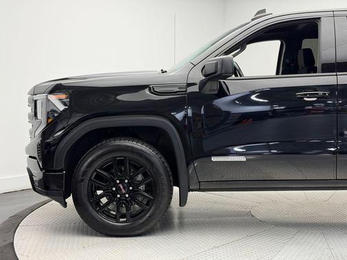 Onyx Black 2023 GMC Sierra 1500 Elevation
