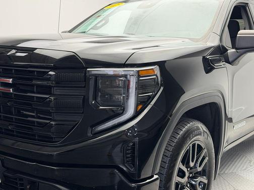 Onyx Black 2023 GMC Sierra 1500 Elevation