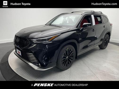 2025 Toyota Highlander XSE