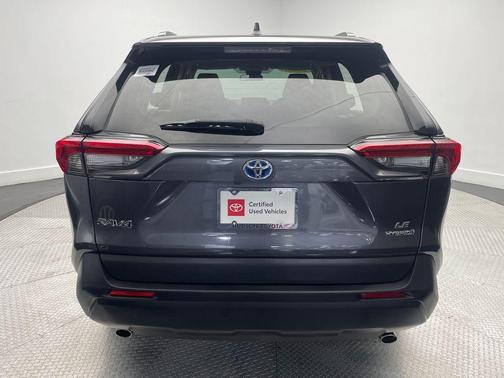 2023 Toyota RAV4 Hybrid LE