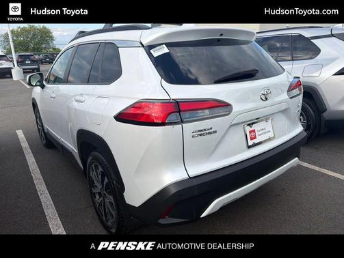 Wind Chill Pearl 2022 Toyota Corolla Cross XLE