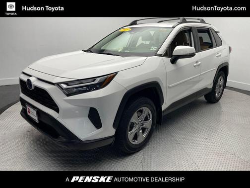 2023 Toyota RAV4 Hybrid XLE