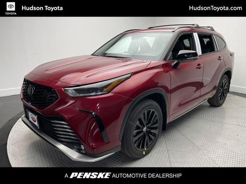2026 Toyota Highlander XSE