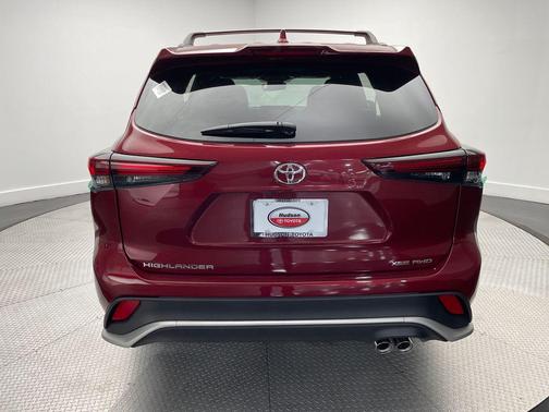 2026 Toyota Highlander XSE