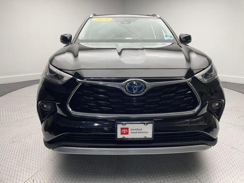 2020 Toyota Highlander Hybrid Platinum