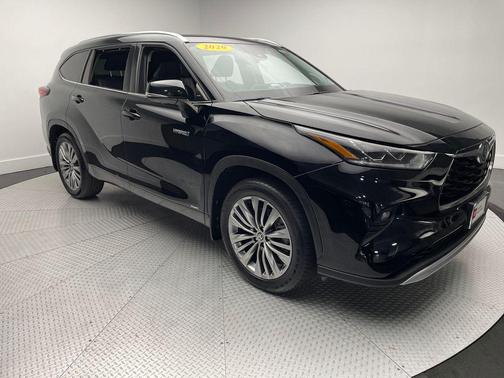 2020 Toyota Highlander Hybrid Platinum