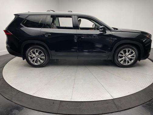 Midnight Black Metallic 2024 Toyota Grand Highlander Limited
