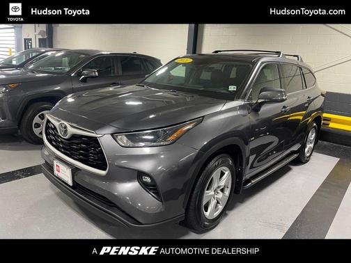 2021 Toyota Highlander LE