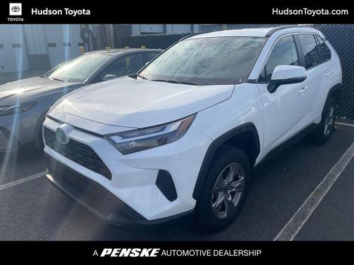 2024 Toyota RAV4 Hybrid XLE