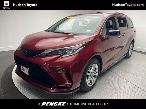 2023 Toyota Sienna XSE