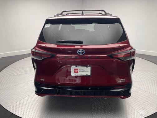 2023 Toyota Sienna XSE