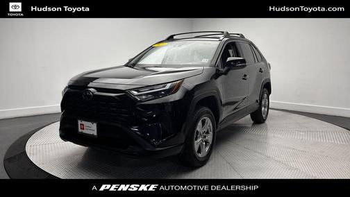 Midnight Black Metallic 2022 Toyota RAV4 XLE
