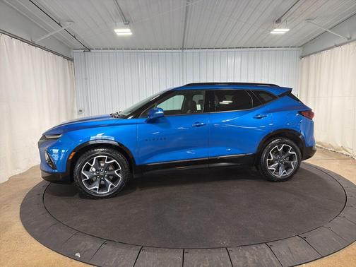 Bright Blue Metallic 2020 Chevrolet Blazer RS