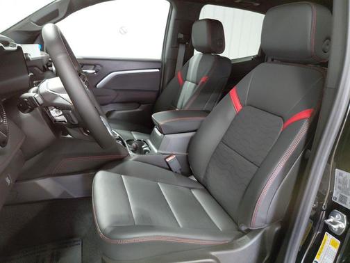 Black 2026 Chevrolet Colorado Z71