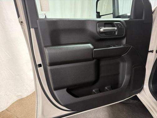 White Sands 2026 Chevrolet Silverado 2500 Custom