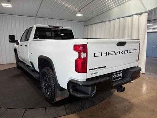Summit White 2022 Chevrolet Silverado 3500 LT