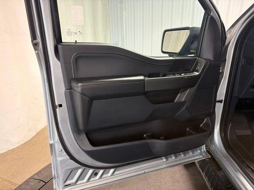 Iconic Silver Metallic 2022 Ford F-150 XLT