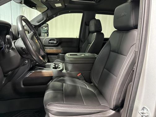 2022 Chevrolet Silverado 3500 High Country