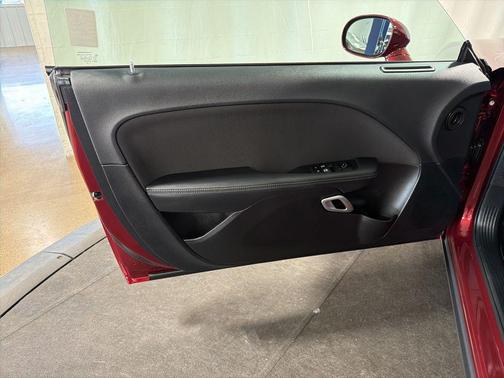 Octane Red Pearlcoat 2022 Dodge Challenger R/T