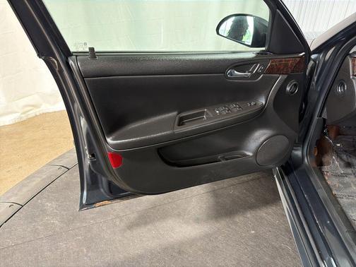 Ashen Gray Metallic 2014 Chevrolet Impala Limited LS