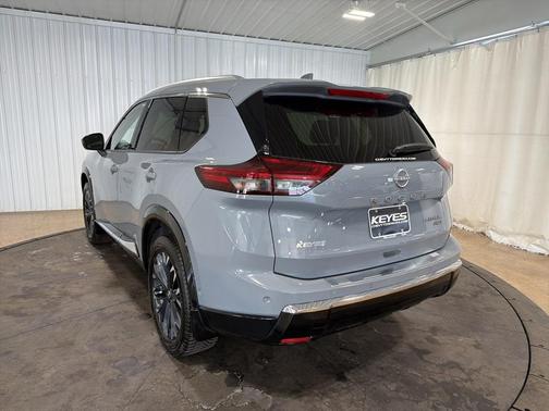 2024 Nissan Rogue Platinum