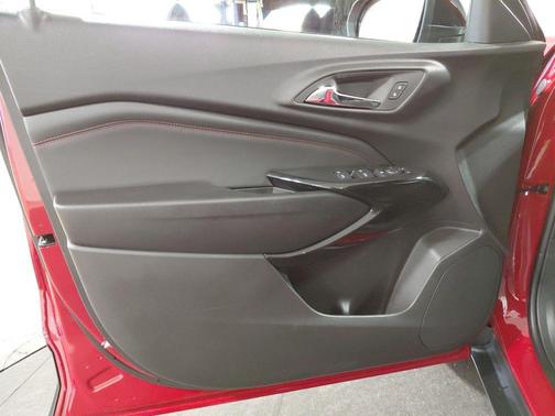 Apex Red 2026 Chevrolet Trax FWD 2RS
