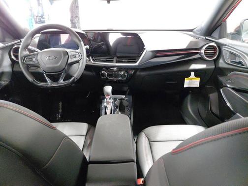 Apex Red 2026 Chevrolet Trax FWD 2RS