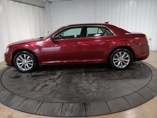 2016 Chrysler 300 Limited