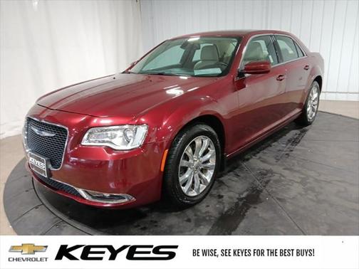 2016 Chrysler 300 Limited