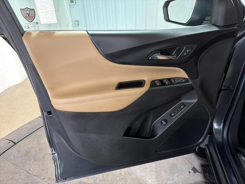 2022 Chevrolet Equinox Premier w/1LZ