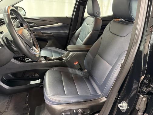 2023 Chevrolet Bolt EUV FWD LT