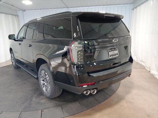 2025 Chevrolet Suburban 4WD Z71
