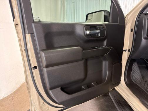 Sand Dune Metallic 2023 Chevrolet Silverado 1500 Custom Trail Boss