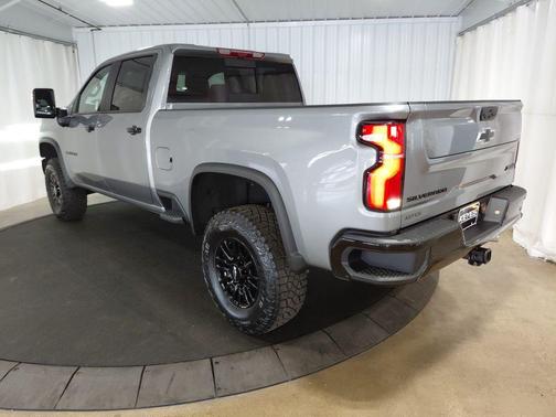 2026 Chevrolet Silverado 2500 Crew Cab, Standard Bed, XR2, 4WD