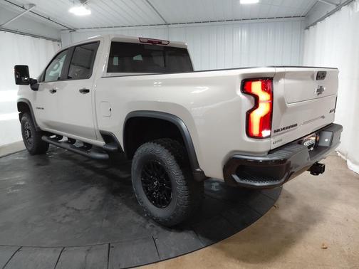 2026 Chevrolet Silverado 2500 Crew Cab, Standard Bed, XR2, 4WD