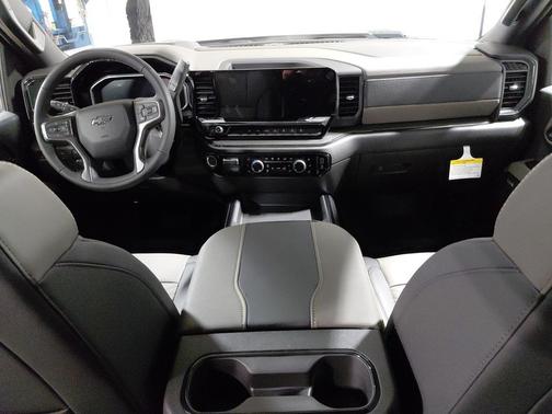 2026 Chevrolet Silverado 2500 Crew Cab, Standard Bed, XR2, 4WD