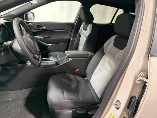 2026 Chevrolet Trax FWD 1RS