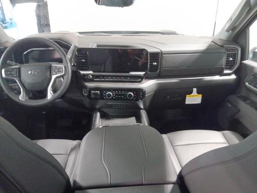 2025 Chevrolet Silverado 3500 LTZ