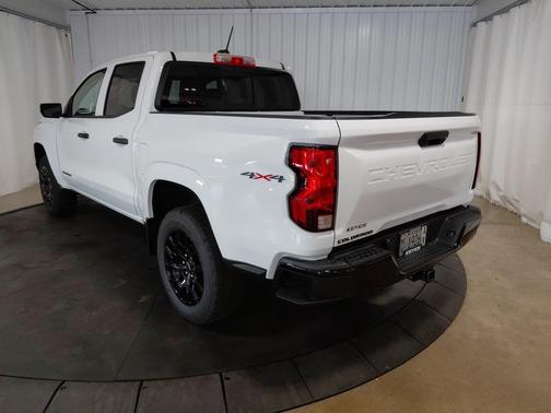 2025 Chevrolet Colorado WT