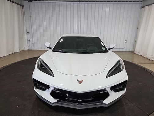 Arctic White 2020 Chevrolet Corvette Stingray w/2LT
