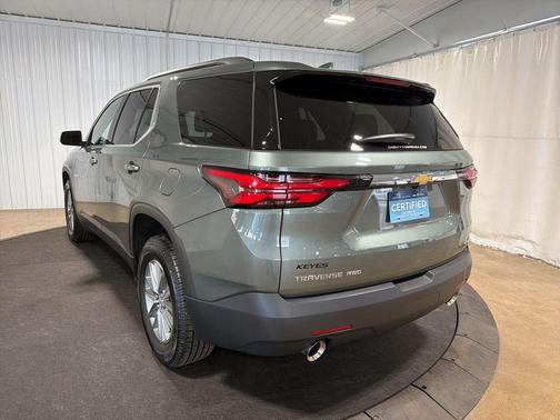 2023 Chevrolet Traverse LT Leather